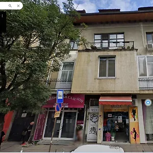 https://cozy-spot-in-the-heart-of.sofiahotelsbg.com